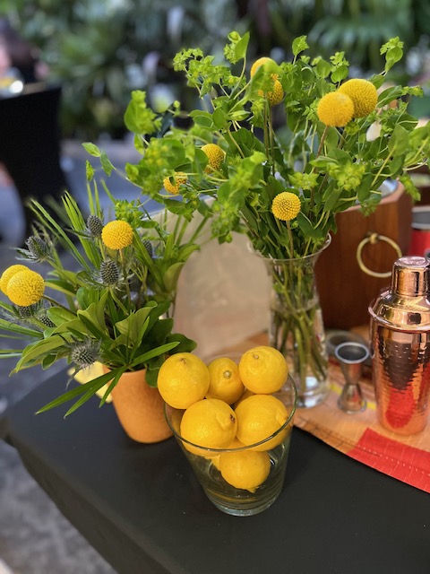 ILemons and Flowers on the Bar